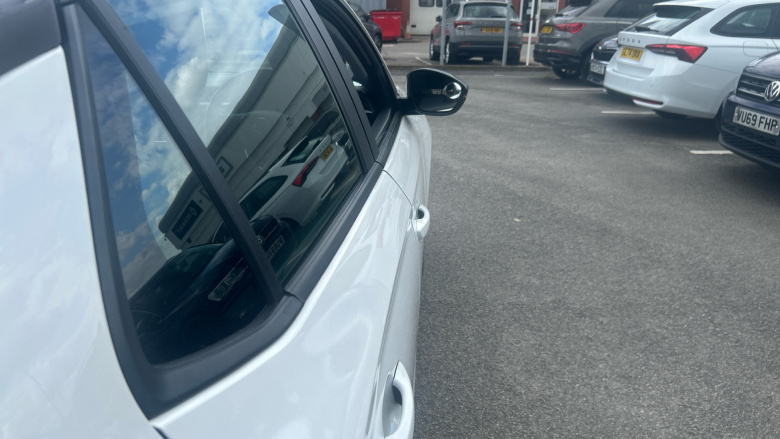 Vauxhall Corsa 1.2 SE 5dr Petrol Hatchback